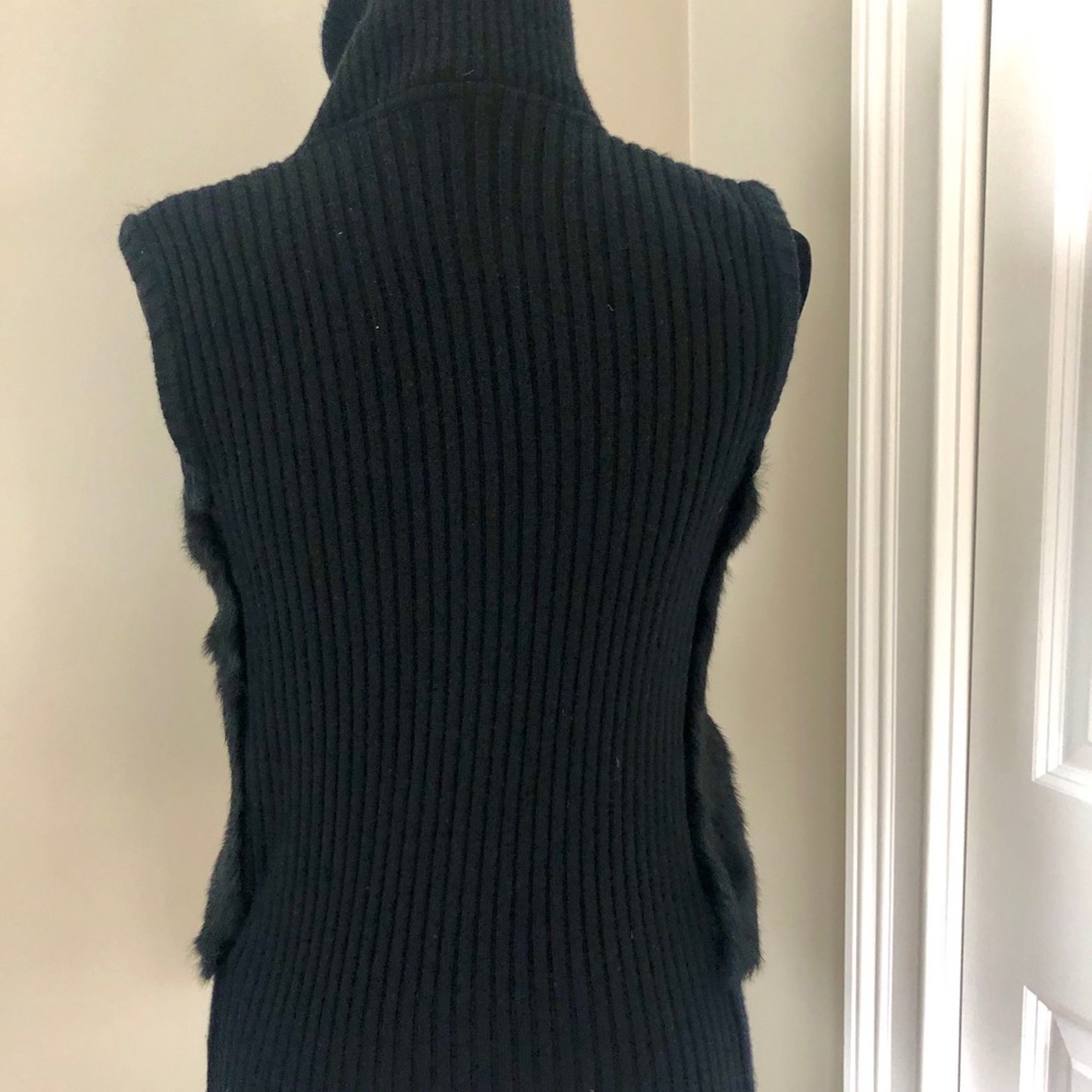 Fur vest - Picture 5 of 8